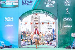 BIB: 3933
                            <button type="button" onclick="openModal(21785997)" class="btn btn-primary btn-sm float-right btn-popup" data-toggle="modal" data-target=".modal-high-quality">
                        <i class="fas fa-shopping-cart"></i> Add to Cart
                    </button>
                                            <button type="button" onclick="isThisMe(21785997, true)" class="btn btn-success btn-sm float-right btn-popup btn-isme hidden" data-toggle="tooltip" data-placement="bottom" title="นี่คือรูปของคุณใช่ไหม คลิกที่นี่เพื่อเอาเข้าอัลบั้ม">
                        <i class="fas fa-plus"></i> Add to album
                    </button>
                    <button type="button" onclick="isThisMe(21785997, false)" class="btn btn-warning btn-sm float-right btn-popup btn-isnotme hidden">
                        <i class="fas fa-ban"></i> Remove from album
                    </button>